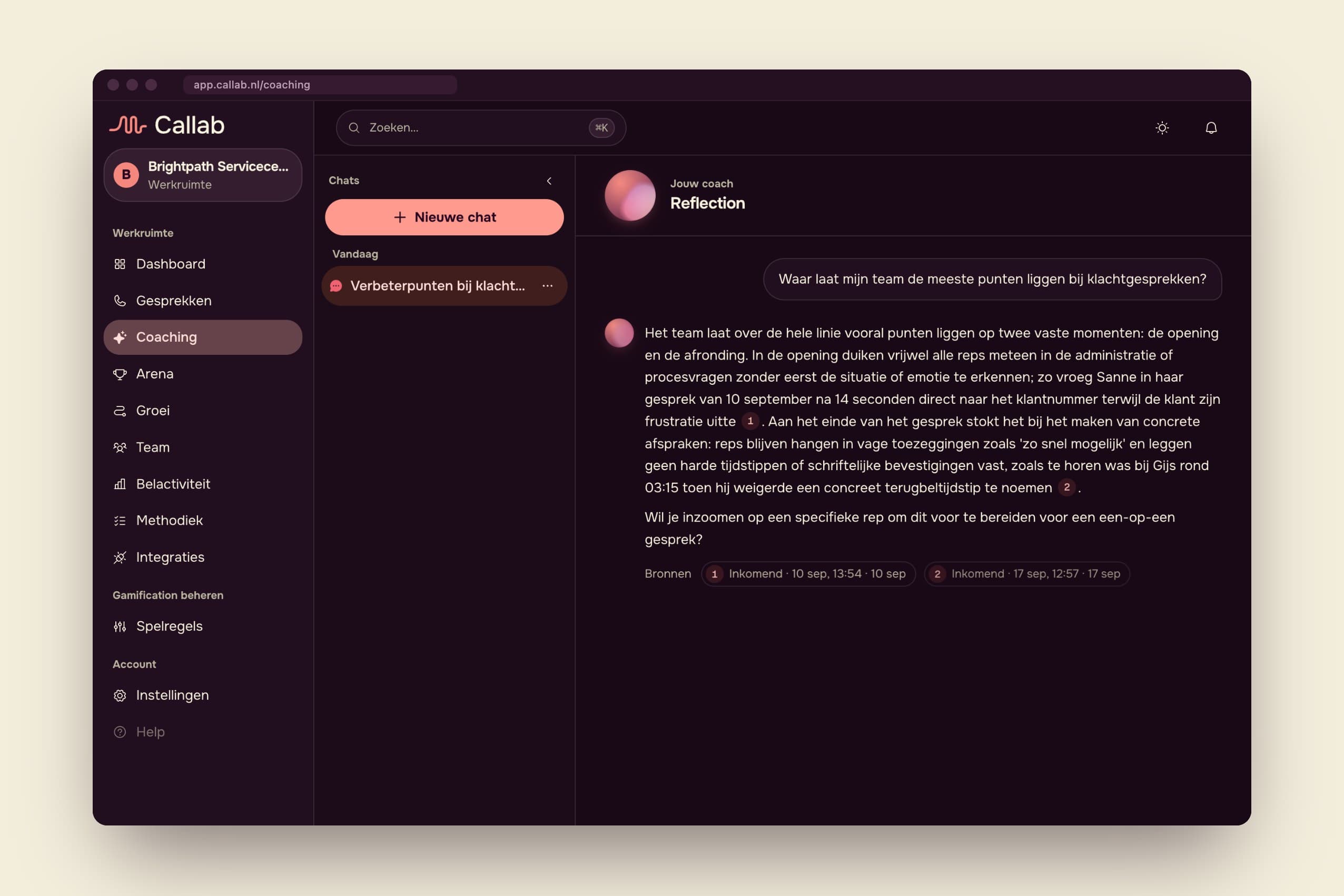 Callab-dashboard: de AI-coach beantwoordt een vraag over het team met verwijzingen naar gesprekken